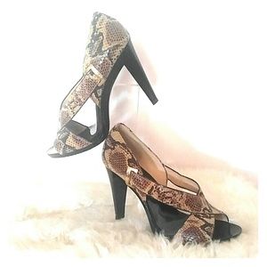 NWOT Michael Kors snake heels